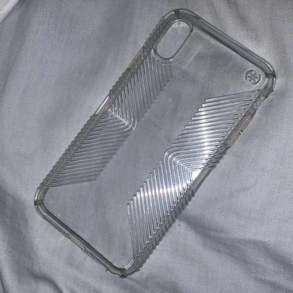 Crystal clear case - Picture 1 of 1